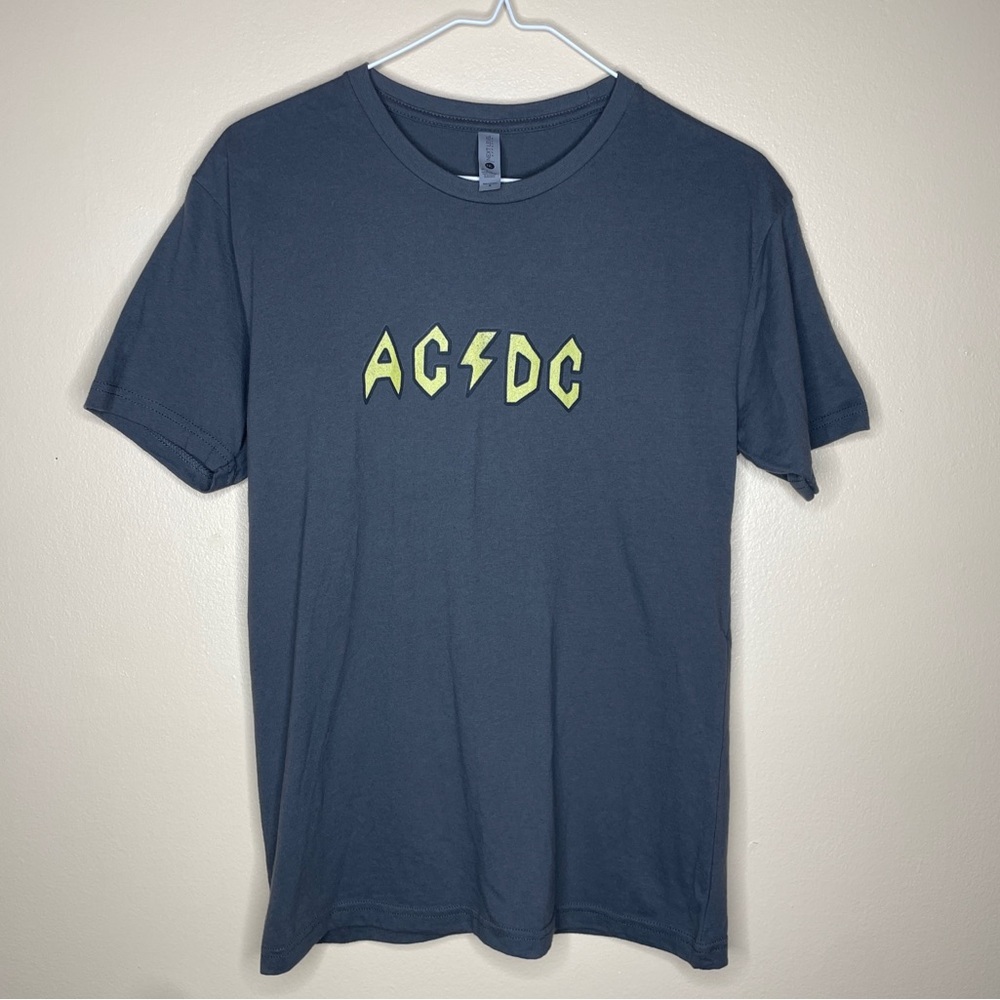 Beavis and Butthead AC/DC MTV Cartoon graphic t-shirt - size small